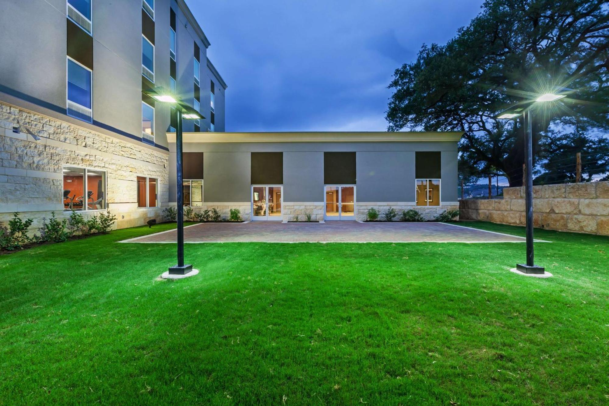 Hampton Inn By Hilton Bulverde Texas Hill Country Экстерьер фото