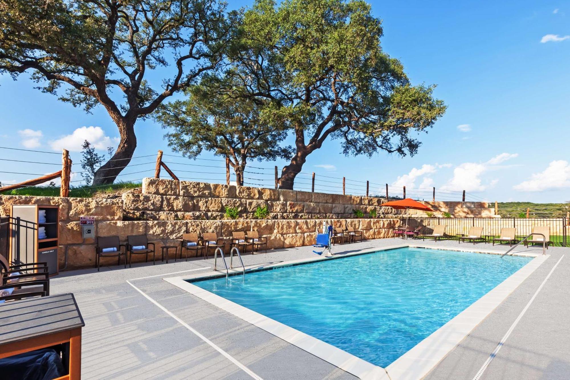 Hampton Inn By Hilton Bulverde Texas Hill Country Экстерьер фото